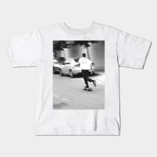 B/w skate 3 Kids T-Shirt